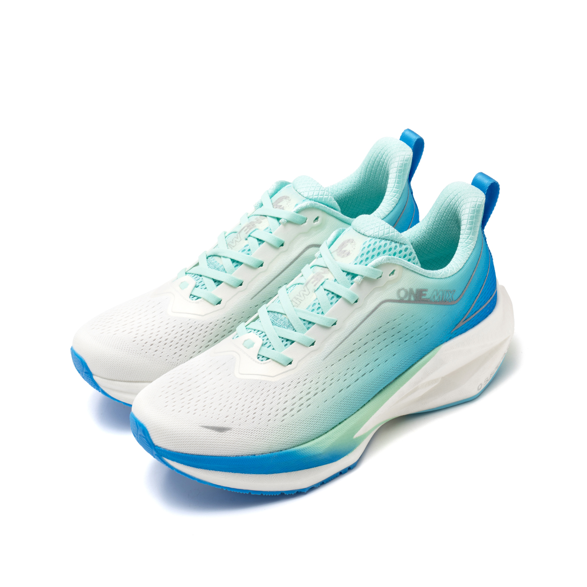 ONEMIX 2026 メンズ ランニングシューズ 超軽量  - Reflective Night Running Shoes のレビューと価格