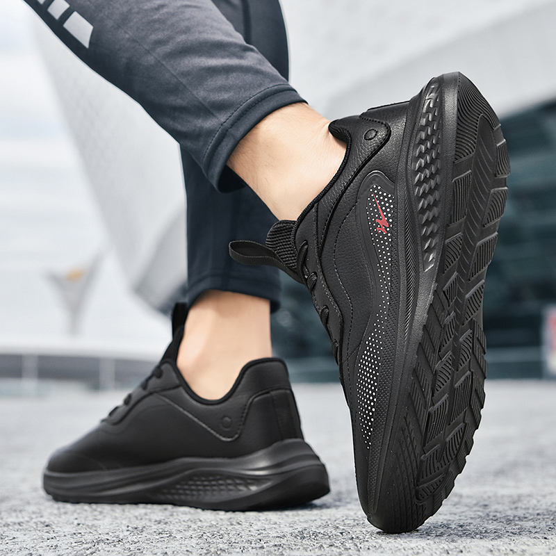 2026年春新作メンズランニングシューズ、防水アッパーで快適 - Waterproof Goretex Running Shoes のレビューと価格