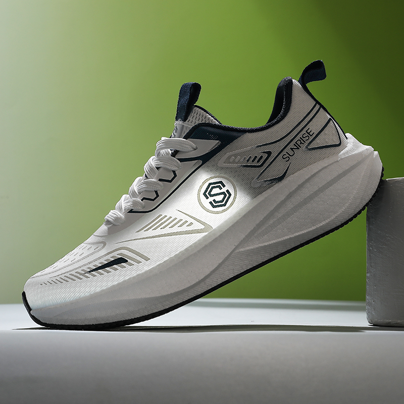 男女兼用軽量通気性ランニングシューズ アウトドアスポーツ マ - Lightweight Road Running Shoes のレビューと価格