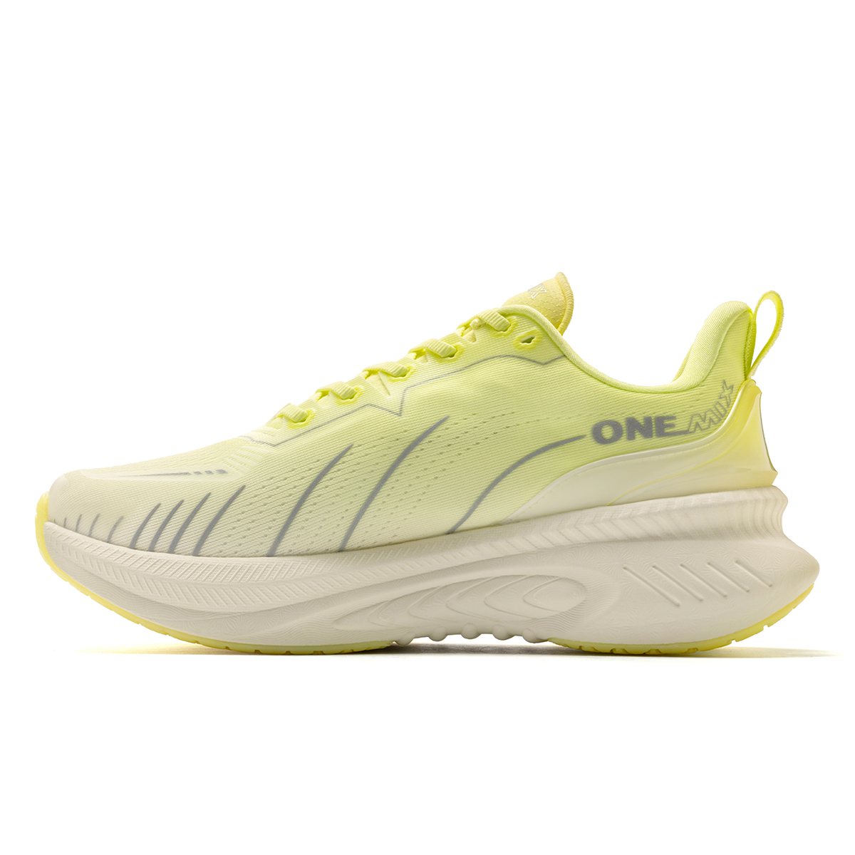 ONEMIX バンパーエリートメンズクッションランニングシュ - Reflective Night Running Shoes のレビューと価格