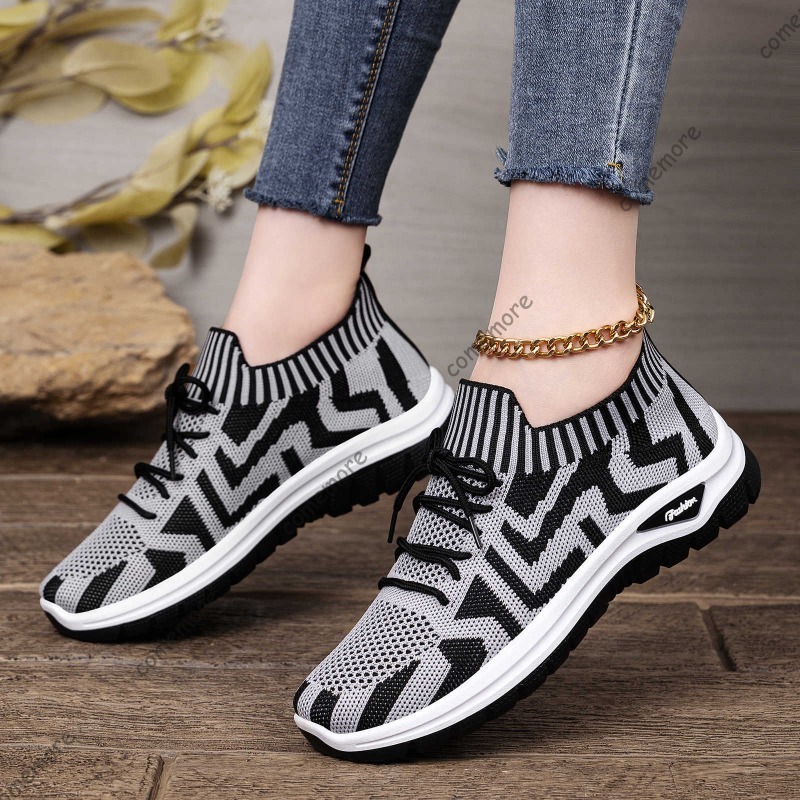 女性用ニットスリッポンスニーカー通気性のあるレースアップ春夏 - Knit Fabric Lace Up Sneakers のレビューと価格